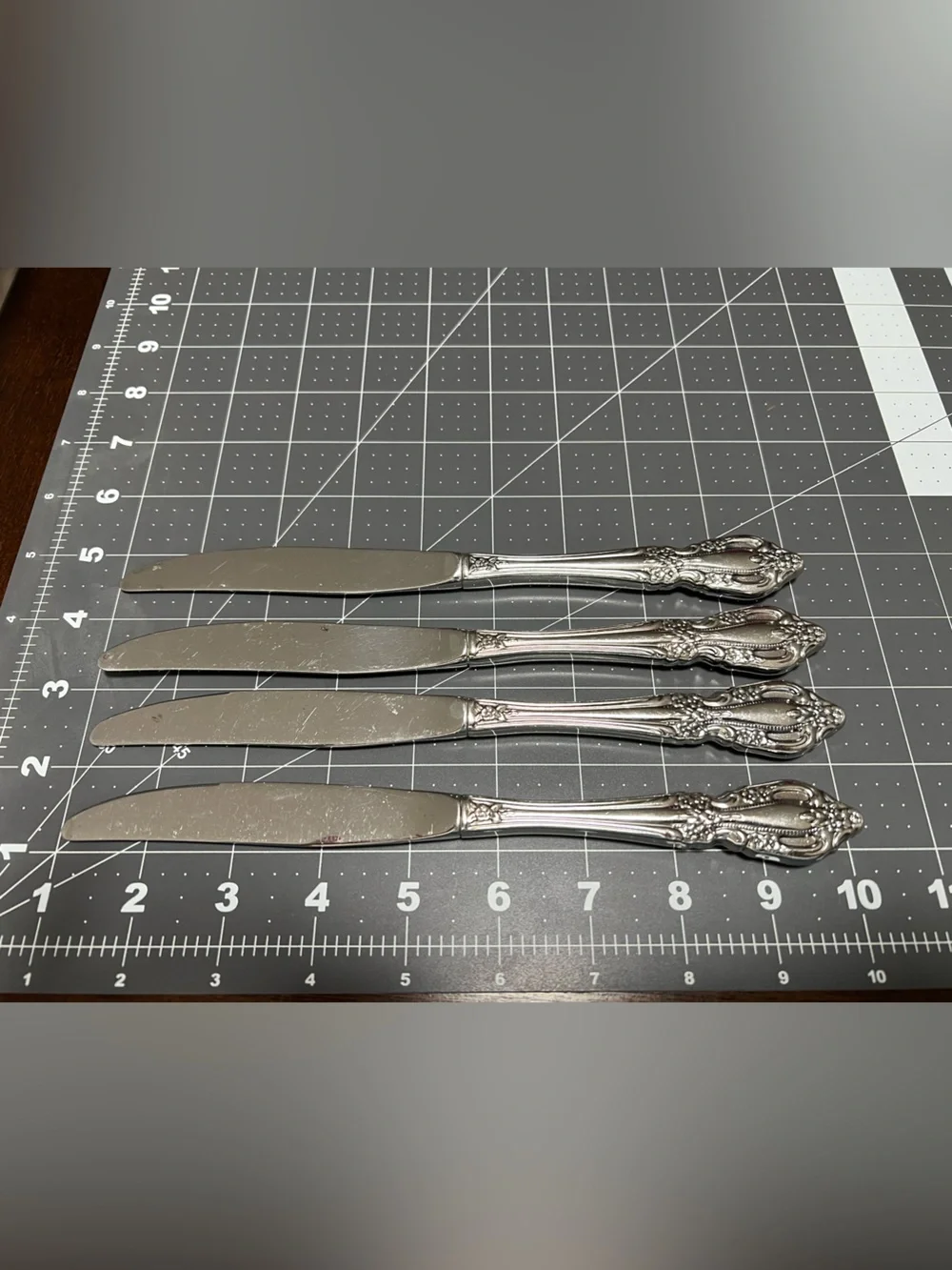 Vintage Oneida Brahms Deluxe Stainless Modern Hollow Knife Set of 4